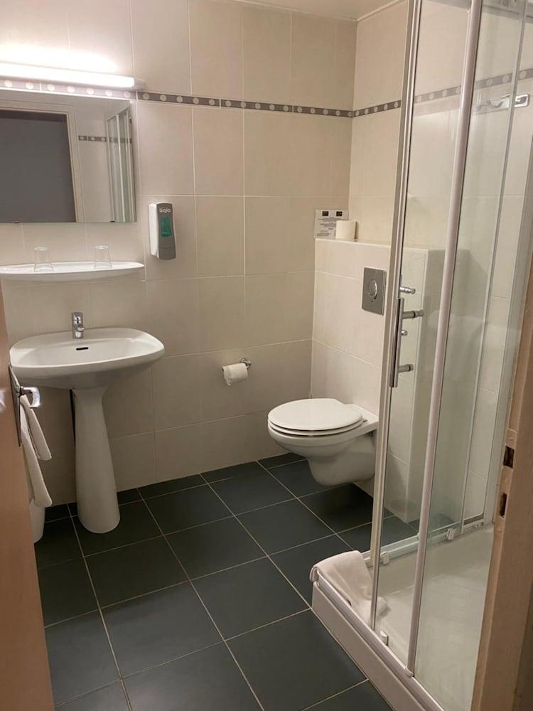 Hotel Des Pays Bas 3*